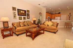 Appartement, plusieurs chambres | Coin séjour | Lecteur de DVD