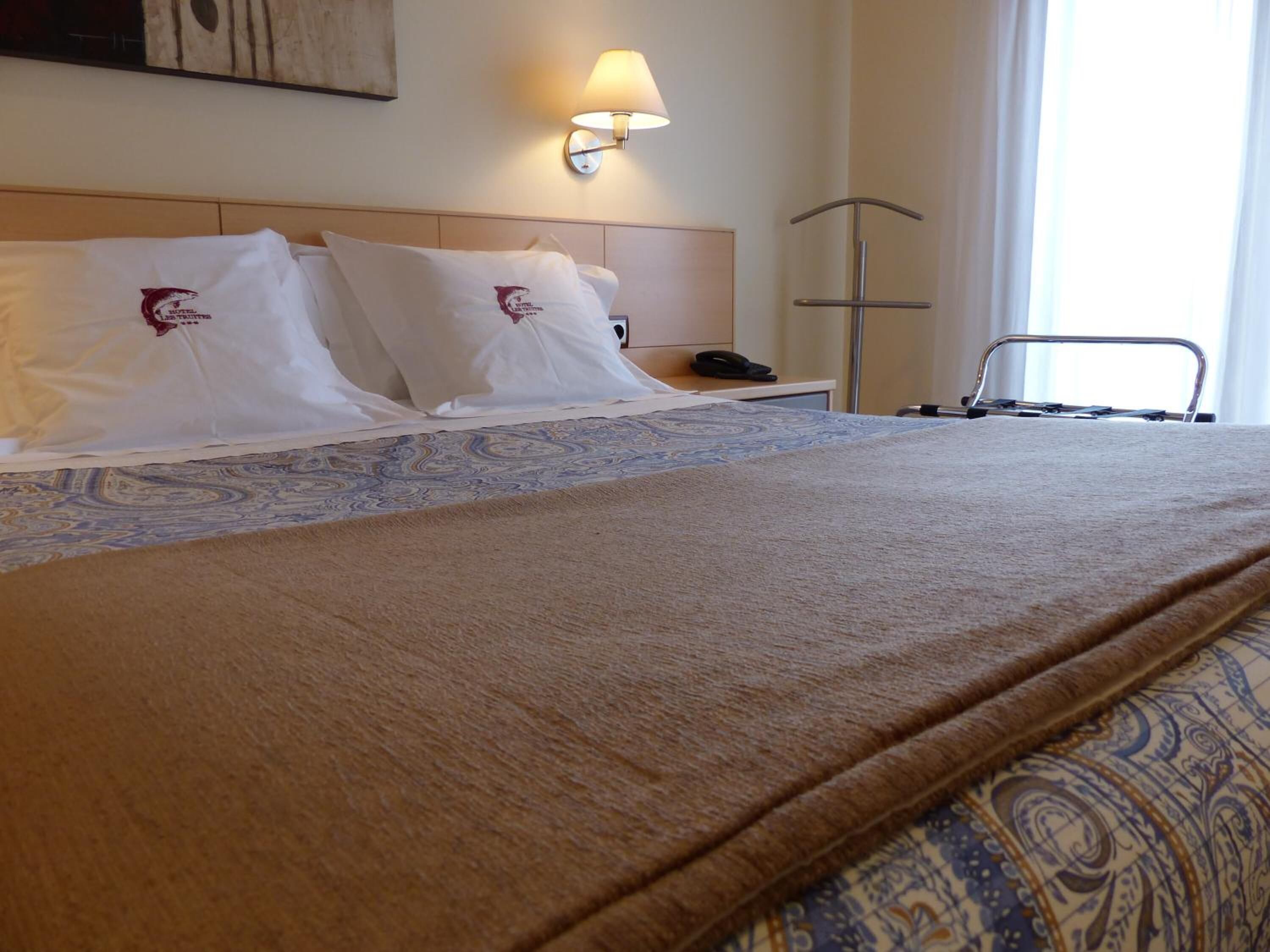 minibar, in-room safe, desk, soundproofing