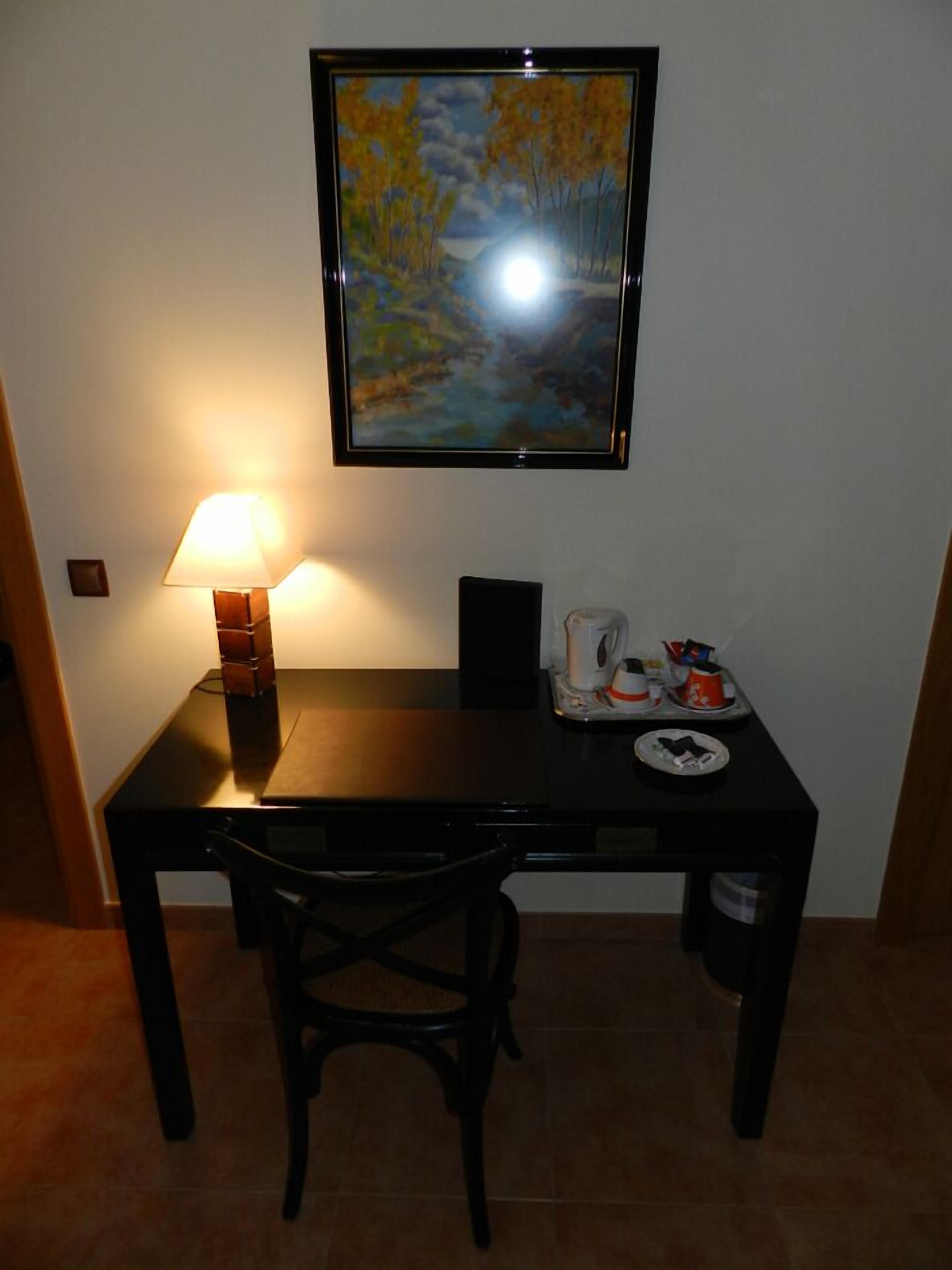 suite | room amenity