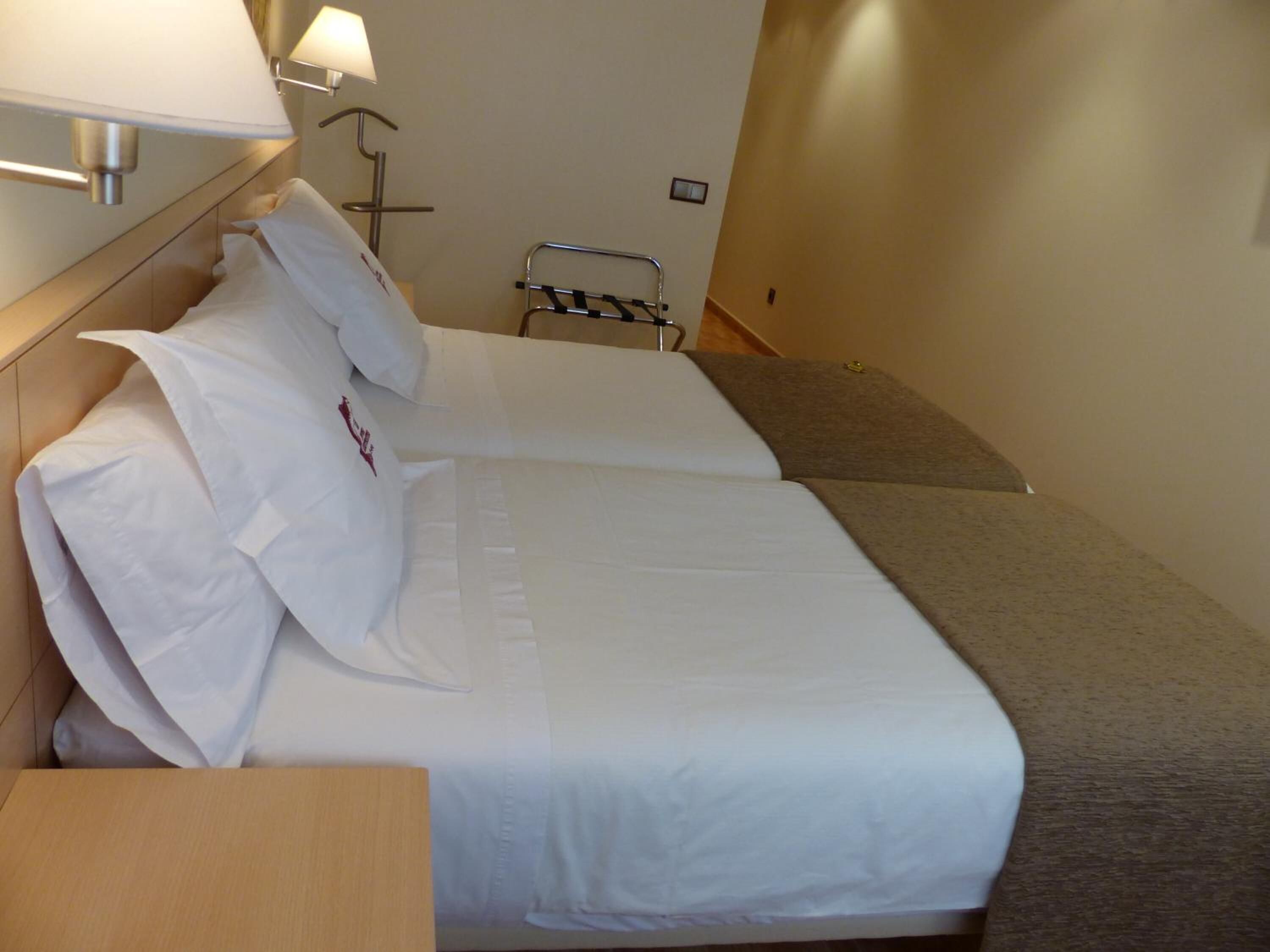 minibar, in-room safe, desk, soundproofing