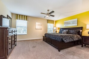 Apartment, Multiple Bedrooms