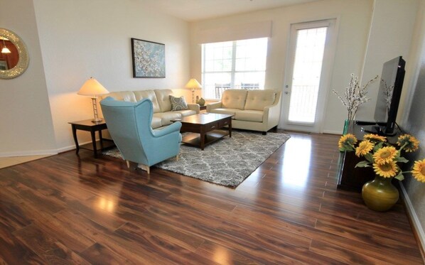 公寓, 多間臥室 | 客廳