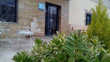 Fachada da propriedade