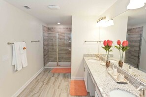 Apartment, Multiple Bedrooms | Bathroom - 4757 Kings Castle Circle (Kissimmee)
