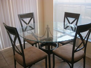 Apartment, Multiple Bedrooms | In-room dining