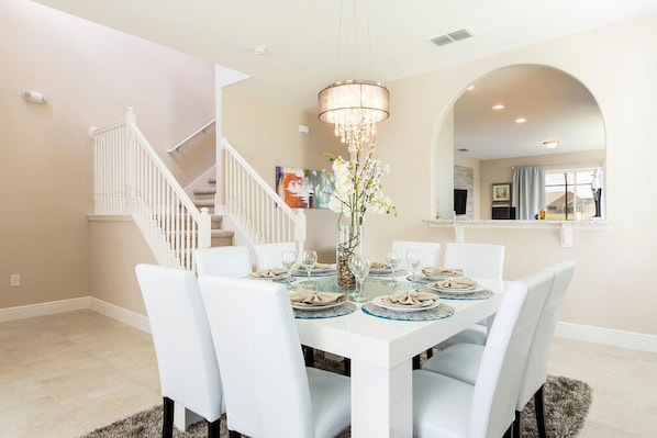 Apartment, Multiple Bedrooms | In-room dining