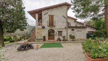 واجهة المنشأة