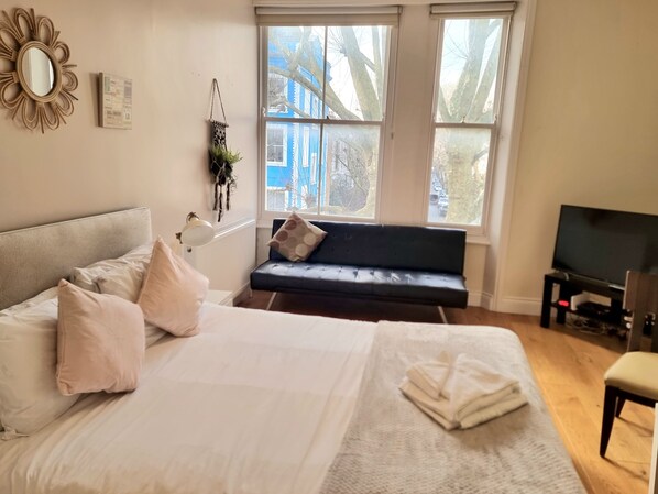 Deluxe-Apartment, 2 Schlafzimmer, Küche | Blick auf die Stadt