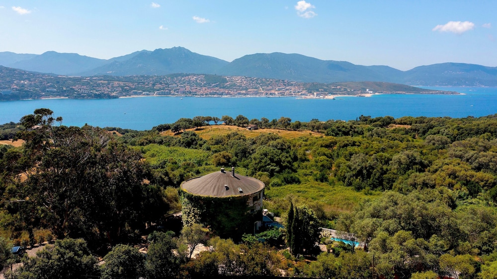 L'Hostellerie du Moulin by null