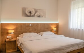 3 chambres, lit parapluie, Wi-Fi gratuit, draps fournis
