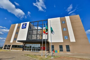 Front of property - Maringá Airport Hotel (Maringá)