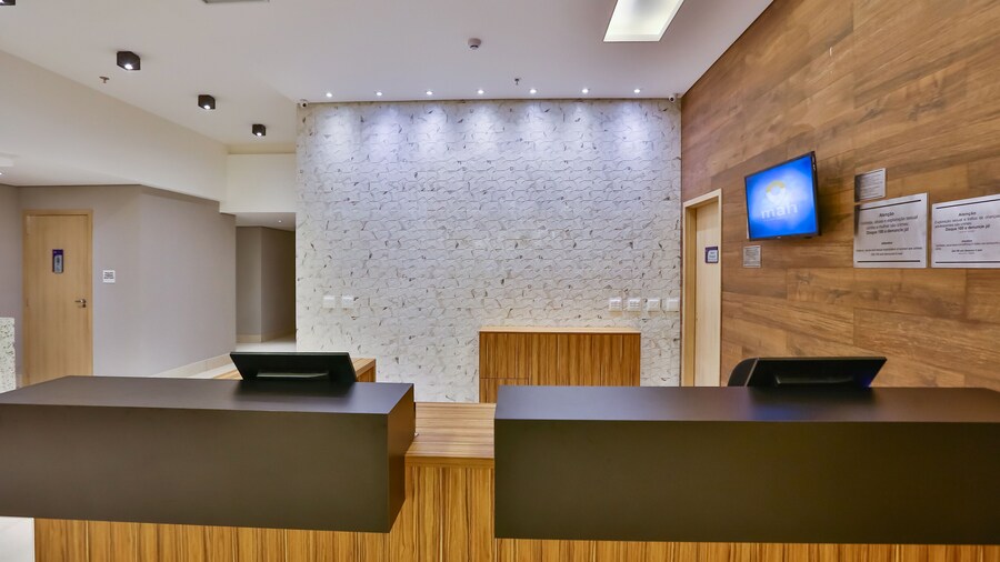 MaringĂĄ Airport Hotel