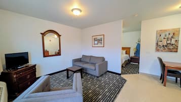 Rideaux occultants, fer et planche à repasser, Wi-Fi gratuit