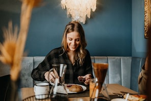 Petit déjeuner buffet compris tous les jours