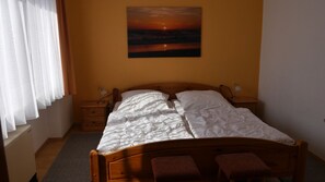 2 bedrooms, Internet - Ferienbungalow Willingen-Winterberg (Medebach)