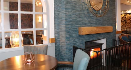 Nanhoron Arms Hotel