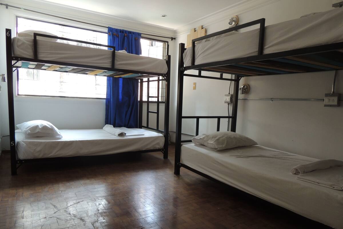 Shared Dormitory (Pescaito) | Free WiFi, bed sheets