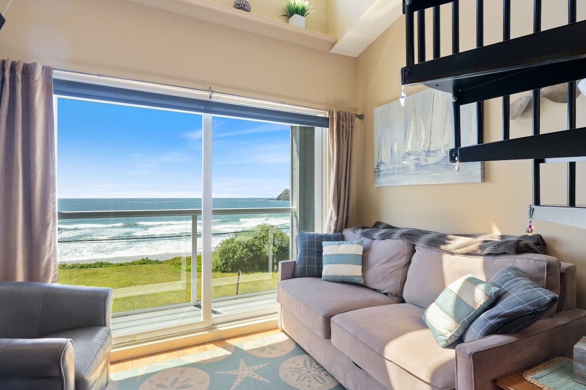 Panoramic Room, 1 King Bed with Sofa bed, Ocean View, Sea Facing | 1 bedroom, free WiFi