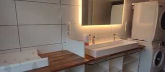 Bungalow Estate 12p - Four Bedroom Villa, Sleeps 12