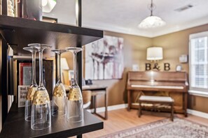 Interior - Amazing Entertainment Home near Airport & Downtown (Nashville)