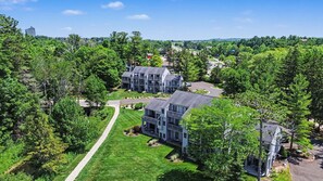 Exterior - 🏖️ Gorgeous Chic Beach Front Condo ➠ 5593 (Williamsburg)