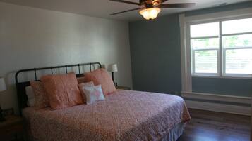 2 quartos, ferros/tábuas de passar roupa, Wi-Fi de cortesia