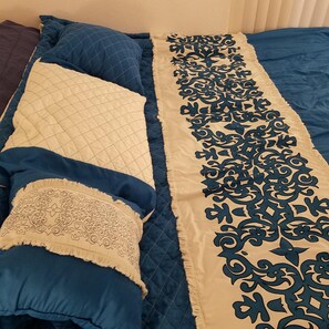 2 makuuhuonetta, Wi-Fi, vuodevaatteet