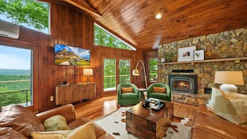 Flat-screen TV, fireplace, DVD player, table tennis