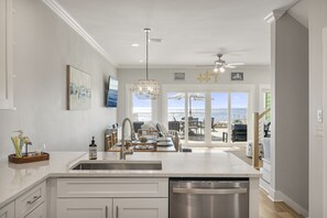 Interior - 🌊Beachfront!🩴Private beach access 🏊Private, heated pool coming early 2026!🌞 (Mexico Beach)