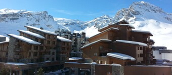 ASUNTO T2 + hytti 6 ihmistä, 3 tähteä, Tignes