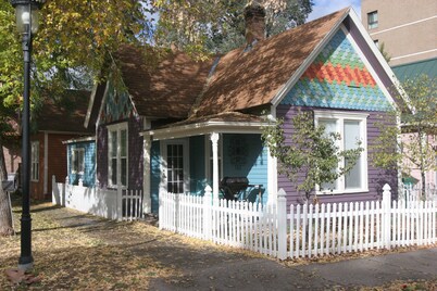 Be in the middle of it all in the cutest downtown Victorian