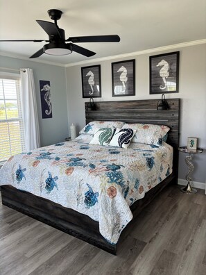 3 bedrooms, iron/ironing board, free WiFi, bed sheets - Runnin' Down A Beach,  3 bedroom home with Ocean views and Bay access ⛱ (Sneads Ferry)