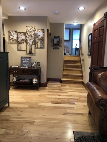 Perfect 2 Bedroom for Getaways and Remote Work or School!