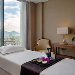 Couples treatment room(s), sauna, hot tub, steam room, body treatments