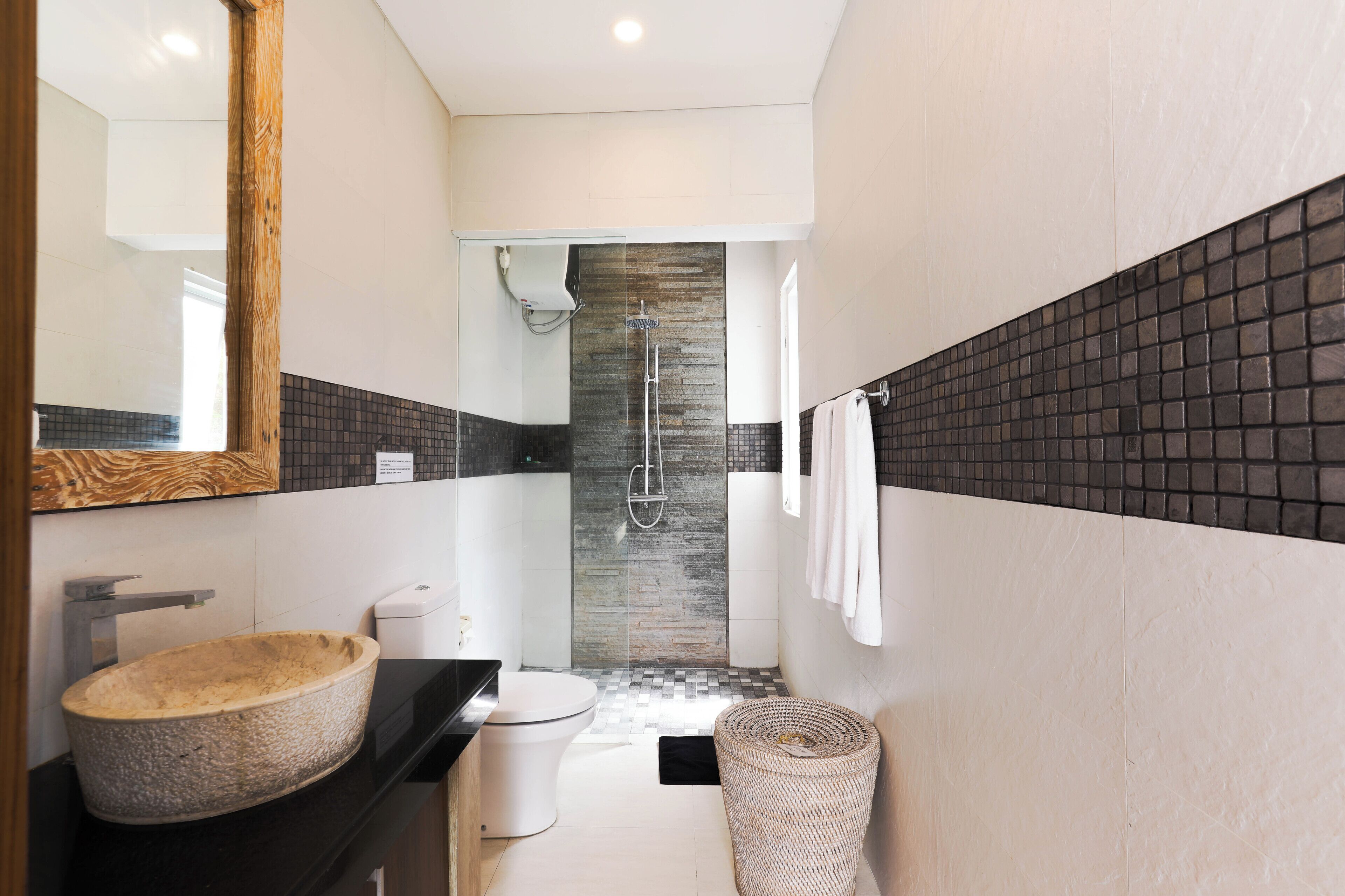 Villa Familiale, 3 chambres | Salle de bain