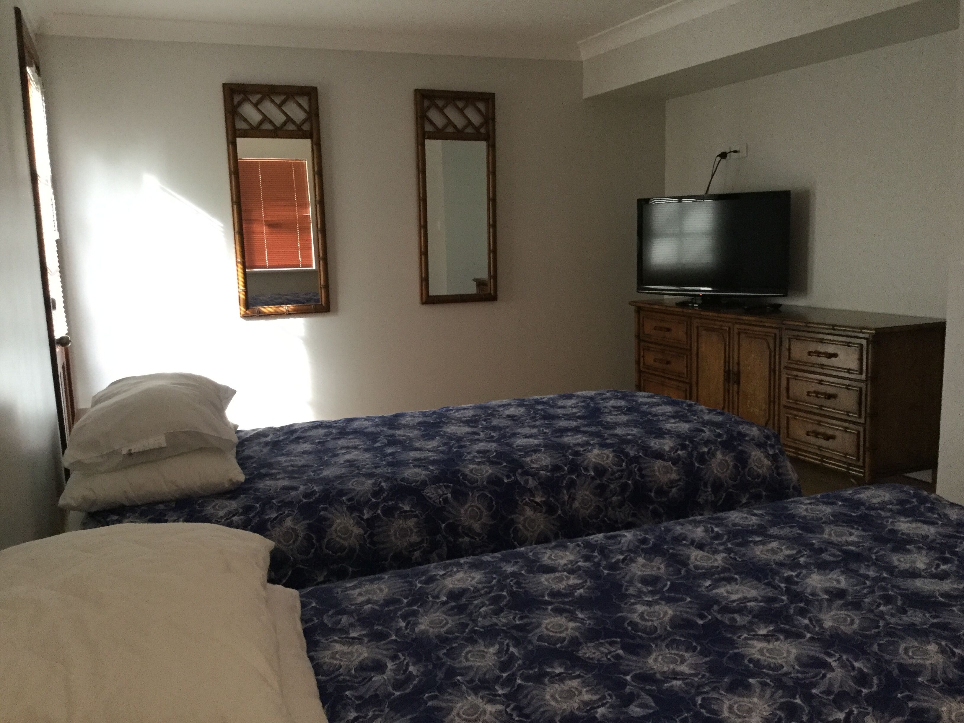Bacchus Seaside Escape - Winter Break Promo — image 20