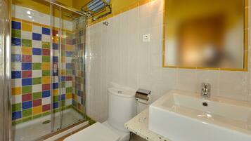 Cottage, kamar mandi pribadi | Kamar mandi