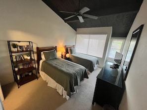 3 habitaciones, tabla de planchar con plancha y wifi gratis 
