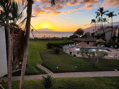 Unobstructed Views – Prime Location - Steps To Beach - Newly Renovated