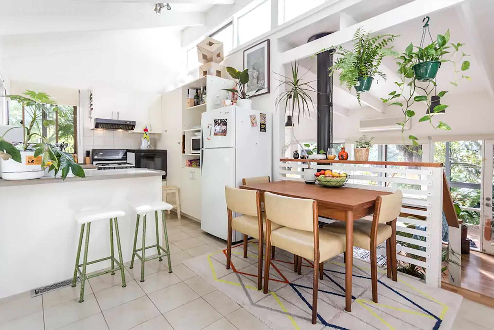 Tranquil House in the Foothill of the Dandy Ranges — image 16