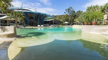 Una piscina climatizada