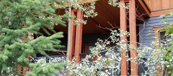 Slope Side  Luxury Open Beam Townhome Private Hot Tub - True - Ski-in-out