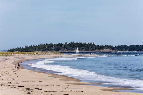 Driftwood Oceanfront Cottage at Popham Beach  Spectacular views from every room
