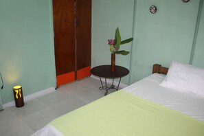 Standard Double Room, 1 Double Bed, Private Bathroom, Garden Area | Free WiFi, wheelchair access - Ayawaska Hostal (Puerto Asis)
