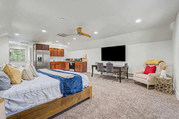 1 habitación, escritorio, cuna de viaje y wifi 