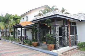 Khuôn viên nơi lưu trú