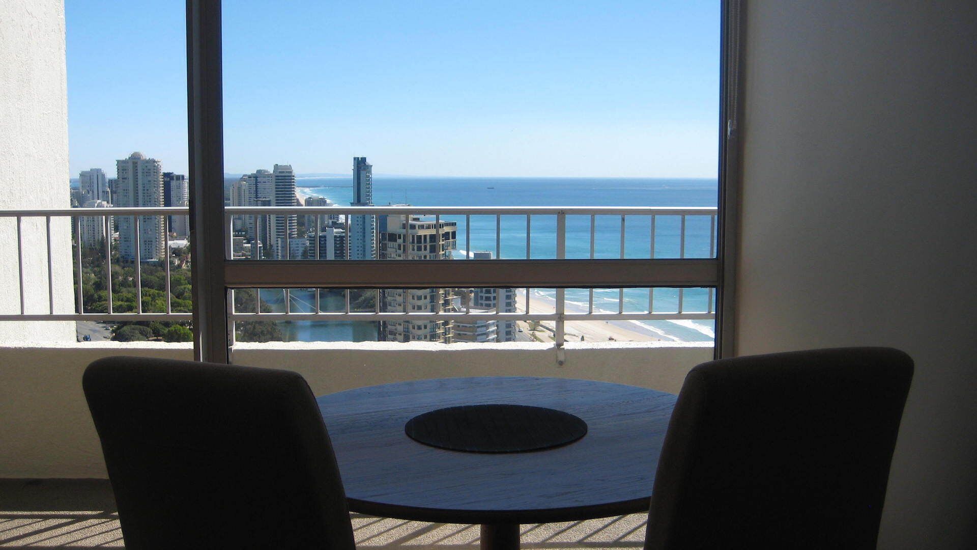 One bedroom Sub Penthouse — image 2