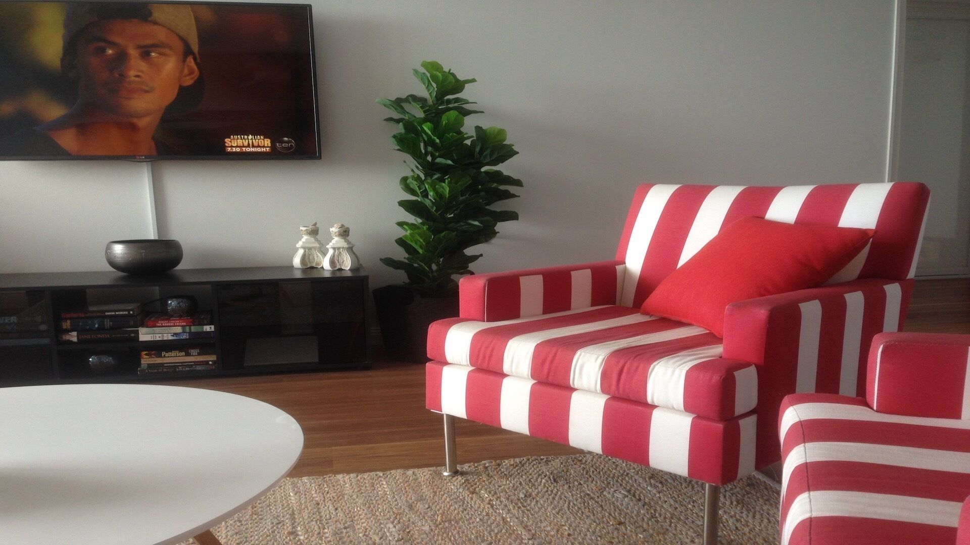 One bedroom Sub Penthouse — image 4