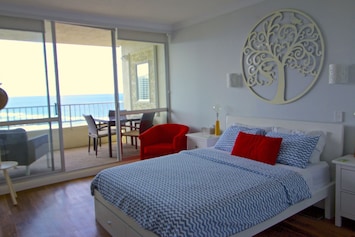 Clean & fresh bedroom with views