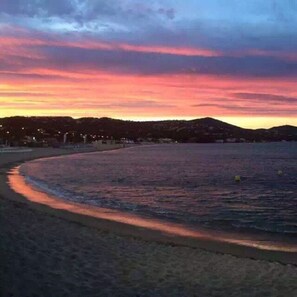 Vlak bij het strand